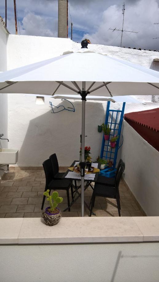 Antiche Mura Apartments "Nel Cuore Della Puglia"Bivani, Cucina, Terrazzo Turi Exterior photo